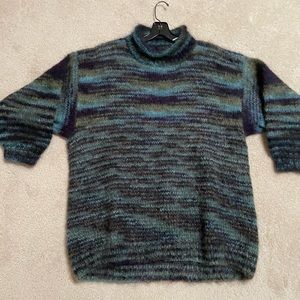 100% Alpaca Hand Knit Sweater. New!